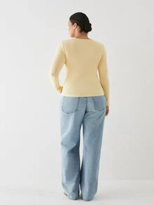 YARNWELL Plus Size Women's Solid Color Slim Fit Versatile Casual T-Shirt Fall - Yellow - View 2