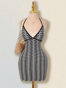SHEIN ICON 女士彩色提花针织撞色罗纹饰边露背吊带深V迷你沙滩裙 - 黑與白 - 查看 11