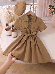 SHEIN Genkimix Kids 小女童翻蓋細節腰帶襯衫連衣裙和配件帽不附帶包 - 卡其色 - 查看 1