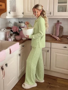 DAZY Autumn/Winter Simple Knit Women's Pajama Set For Home - Green - View 6