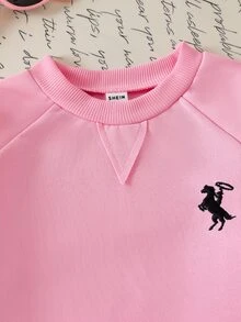 SHEIN 女童 2 件套秋季粉色長袖圓領運動衫上衣搭配運動長褲，圖案刺繡可愛幼童運動休閒服秋季服飾 - 粉色 - 查看 6