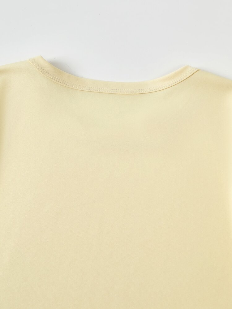 SHEIN Sparklyn Teen Girls 2pcs/Set Round Neck Butter Yellow Loose Fit Short Sleeve Cropped T-Shirt Knit Pants,Summer,Casual Streetwear,Holiday,Birthday Bottle - Yellow - View 9