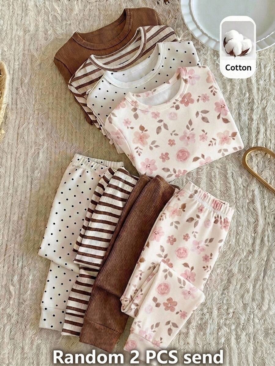 SHEIN KidsYoung 女孩秋冬休閒居家服 色塊荷葉邊復古圓點印花 T恤與長褲 2件套 黑白修身款 隨機 2件 - 黑與白 - 查看 1