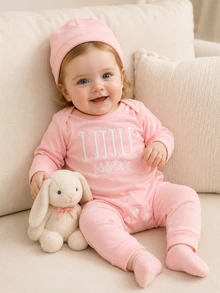 SHEIN 2件組新生女嬰服飾 小妹妹刺繡 粉色與紅色 夏季趣味圖案 拍照用 迎新寶寶套裝 嬰兒洗禮禮物 Mimi - 粉色 - 查看 3