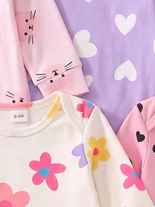 SHEIN 【1套隨機發送】新生兒居家秋冬連身睡衣，彩色花卉、粉色底黑心、可愛貓咪、紫色白色軟綿 - 彩色 - 查看 6