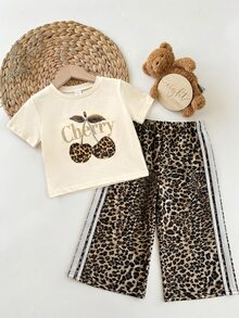 SHEIN LMoss Kids 女嬰針織素色豹紋櫻桃圖案圓領T恤與梭織寬鬆豹紋長褲2件套 - 彩色 - 查看 3