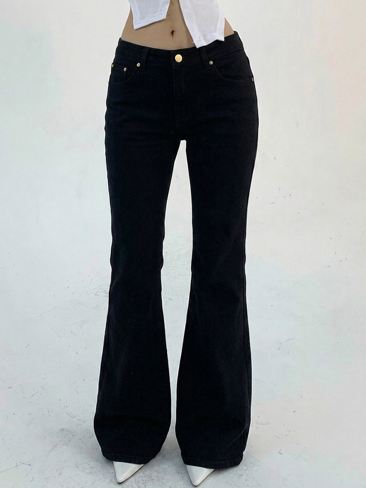 DAZY Women's Button Half-Placket Metal Buckle Decor Pocket Slimming Flare Jeans - Black - View 2