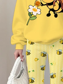 SHEIN Tween女孩休閒極簡可愛蜜蜂圖案、花卉田園風、蛋黃色，寬鬆圓領長袖衛衣與喇叭褲2件套，適合秋冬，舒適秋季與冬季風格，復古、Kawaii、可愛 - 彩色 - 查看 4