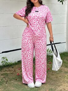 SHEIN EZwear 豹紋大尺碼女款休閒兩件套 T恤與長褲，白色夏季正式度假風 - 淺粉色 - 查看 5