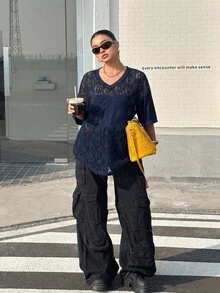 Muchica 大尺碼女款 V 領蕾絲拼接休閒街頭風運動百搭日常穿著 T 恤 晚裝度假海軍藍夏季 - 藏蓝色 - 查看 3