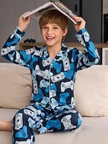 SHEIN 遊戲機印花 2件/套 青少年男孩新款長袖上衣與長褲睡衣套裝，時尚經典基礎休閒居家服，長袖長褲翻領鈕扣開襟家居服 - 彩色 - 查看 9