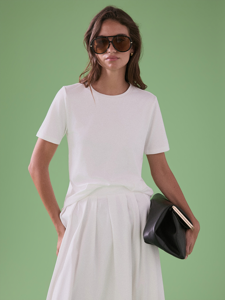 STILLVEA. Women's Casual Versatile Solid Color Short Sleeve T-Shirt ,Petite Women,Casual Tops,White Top - White - View 1