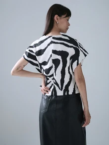 STILLVEA. 女士V领单排扣不对称下摆时尚百搭休闲上衣 - 彩色 - 查看 4
