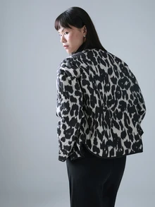 STILLVEA. 休閒百搭豹紋圓領寬鬆長袖女款填充外套，秋冬西式復古獵豹印花 - 彩色 - 查看 3