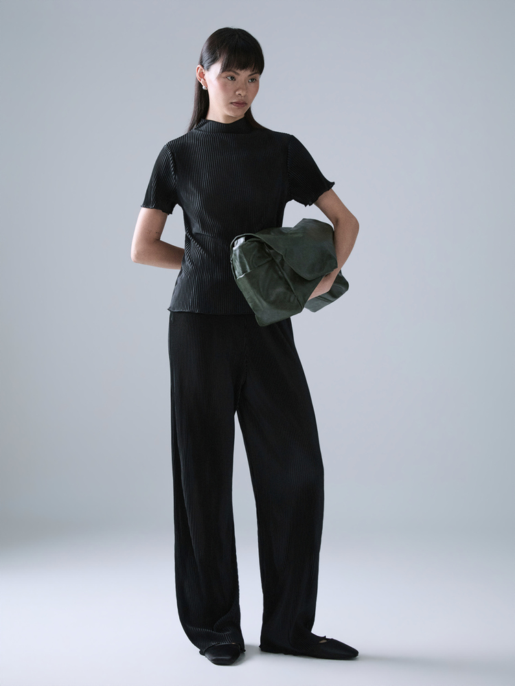 STILLVEA. 2pcs Women's Solid Color Turtleneck Short Sleeve Top And Pants Set, Summer,Summer Outfits,2 Pieces Sets - Black - View 1