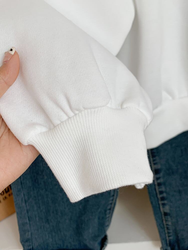 SHEIN EZwear Casual Minimalist Star Print Round Neck Loose Fit Plus Size Women Sweatshirt Winter Fall Autumn - White - View 3