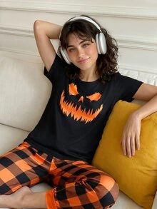 Chillnights طقم بيجامة نسائي كاجوال للمنزل بطبعة مربعات وتعبير شبح مرح وحيوي لعيد الهالوين - متعدد الألوان - مشاهدة 12