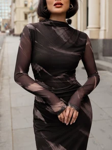 micahgianneli 黑色和咖啡色抽象印花长袖修身连衣裙，女式高领长袖 - 黑色 - 查看 4