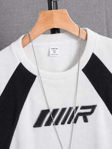 SHEIN 青少年男孩冬季街頭風休閒拼接撞色刺繡圓領寬鬆套頭抓絨衛衣，適合秋季校園、運動與日常穿著 - 白色 - 查看 4