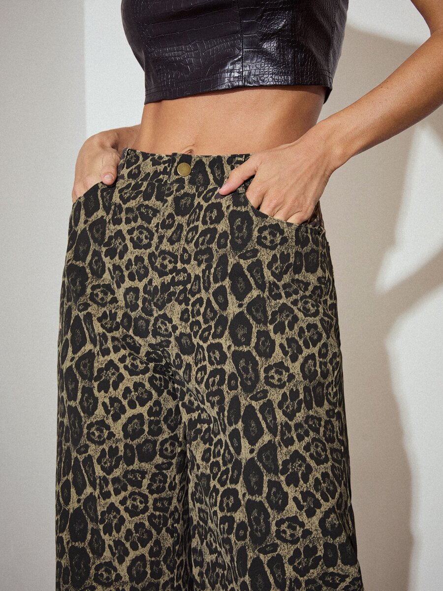 MOTF PREMIUM Urban Modern Denim Effect Leopard Print Matte PU Long Pants Autumn/Winter - Khaki - View 2