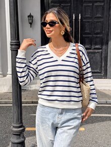 SHEIN PariChic Sweatshirt crop top minimalis bergaris blok warna dengan kerah V, lengan panjang model drop shoulder dengan manset dan ujung bawah bergaris, atasan kasual untuk sehari-hari di musim semi dan musim panas. - Blue and White - View 1