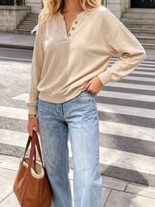 SHEIN PariChic Sweatshirt Kasual Minimalis Dasar Warna Beige Ukuran Besar dengan Kancing V Sebagian, Kerah Bulat, Lengan Manset, Potongan Pendek, Cocok untuk Musim Semi dan Gugur, Cocok untuk Perjalanan dan Komuter. - Aprikot - View 8