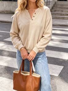 SHEIN PariChic Sweatshirt Kasual Minimalis Dasar Warna Beige Ukuran Besar dengan Kancing V Sebagian, Kerah Bulat, Lengan Manset, Potongan Pendek, Cocok untuk Musim Semi dan Gugur, Cocok untuk Perjalanan dan Komuter. - Aprikot - View 6