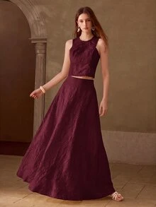 MOTF PREMIUM SPRING/SUMMER GENTLE ROMANTIC BEACH VACATION STYLE HOLLOW EMBROIDERY SLEEVELESS TOP + LONG SKIRT WOMEN'S 2-PIECE SET - Burgundy - View 7