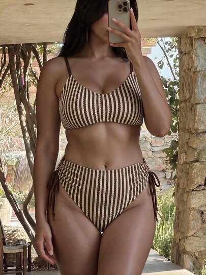 Slaydiva Plus Size Women Summer Beach Striped Spaghetti Strap Sexy Bikini And Triangle Bottom Two-Piece Swimwear Set