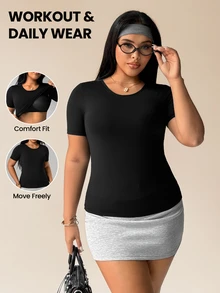 SHEIN Sports Plus Size Women's Seamless Sports T-Shirt With Built-In Bra - Black - View 1