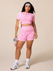 Rhythm Era Plus Size Women Allover Print Hollow Out Short Sleeve Top And Tight Shorts Sports Set - Pink - View 6