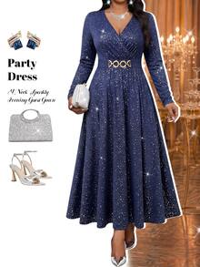 Fleurora Gaun Malam Elegan Ukuran Plus dengan Dekorasi Metalik Mengkilap - Navy Blue - View 4