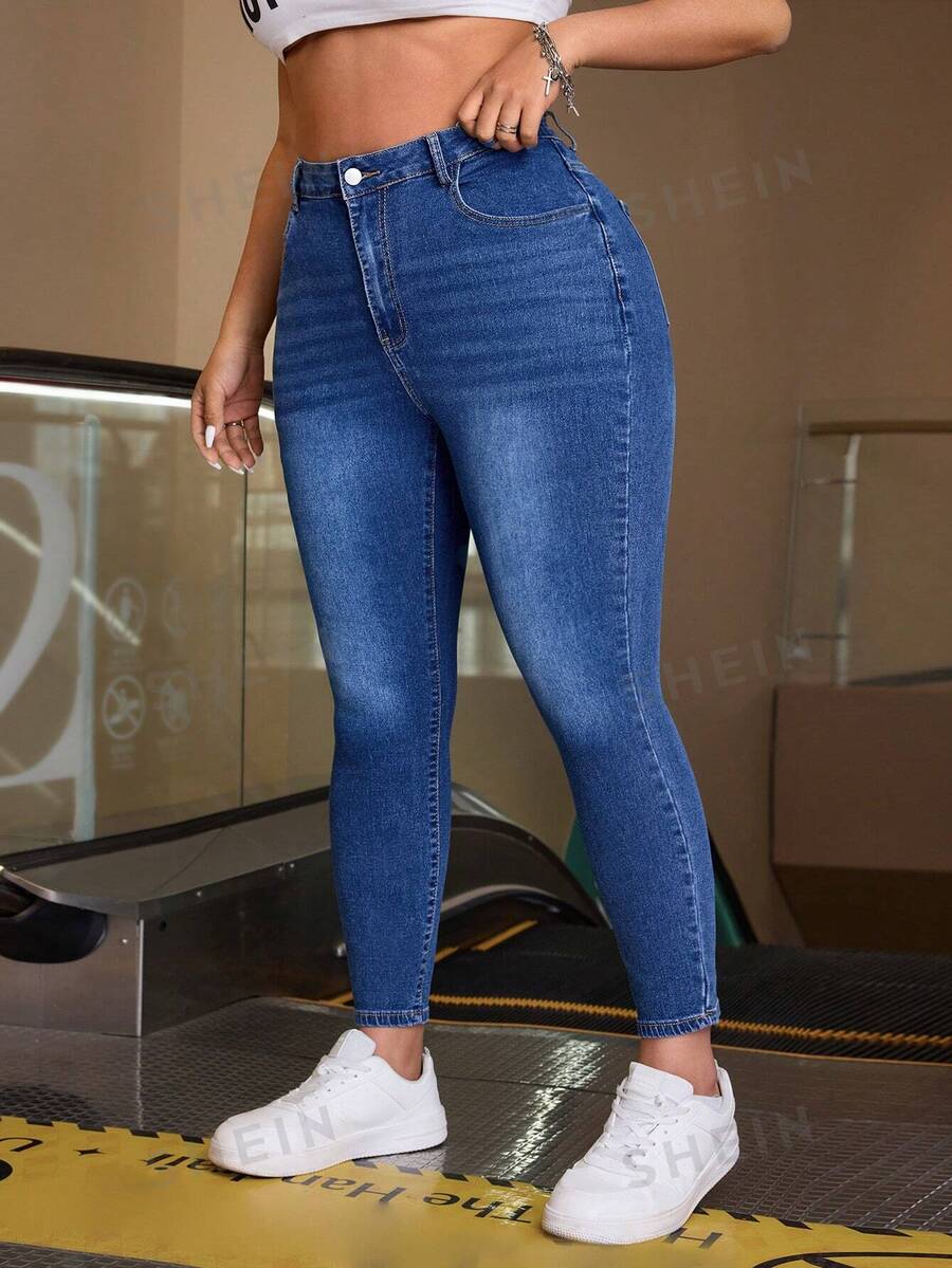 SHEIN ICON Plus Size Button Pockets Slim Fit Casual Denim Jeans - Medium Wash - View 1