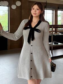 Bijouette Autumn Plus Size Bowknot Knit Dress, Square Neck Heart Button Waist-Cinching Slimming A-Line Mini Dress - Grey - View 7