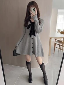 Bijouette Autumn Plus Size Bowknot Knit Dress, Square Neck Heart Button Waist-Cinching Slimming A-Line Mini Dress - Grey - View 9
