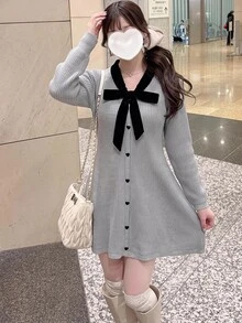 Bijouette Autumn Plus Size Bowknot Knit Dress, Square Neck Heart Button Waist-Cinching Slimming A-Line Mini Dress - Grey - View 10