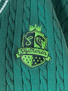 PrepCrw HARRY POTTER X SHEIN 青少年女孩綠白條紋V領寬鬆長袖刺繡麻花針織秋季毛衣，學院風街頭復古風格教師節 - 墨綠色 - 查看 5