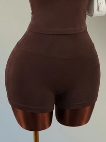 Mistrie Seamless Sports Yoga Tank Top & Shorts Set / High Waist Tummy Control & Butt Lift / Fashionable & Sexy / Comfortable & Versatile - Coffee Brown - View 5