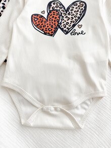SHEIN Vintaside Kids 3件組女嬰春秋長袖連身衣，多色歐美時尚款，純色愛心與豹紋印花，寬鬆彈性貼身，羅紋針織面料中等厚度，適合日常爬行、外出與疊穿，百搭連身衣 - 彩色 - 查看 7