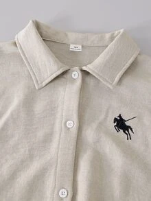 SHEIN Tween女孩淺卡其色紋理2件套，刺繡領長袖襯衫搭配同布料鬆緊腰寬腿褲，親膚面料，休閒隨性風格，春/秋日常街頭通勤套裝，小眾設計極簡風 - 卡其色 - 查看 3
