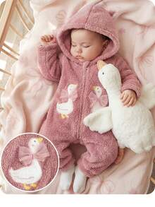 SHEIN Newborn Baby Girl Cute Casual Knitted Pink Duck Pattern Hooded Autumn Winter Romper - Pink - View 3