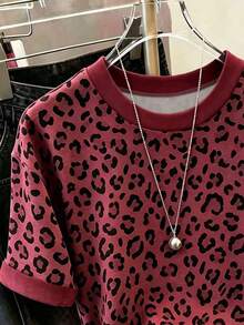 Resyla 大尺碼豹紋印花女款夏季上衣 T-shirt，時尚簡約風姐妹穿搭上衣，送給姐姐/媽媽的禮物 - 彩色 - 查看 4