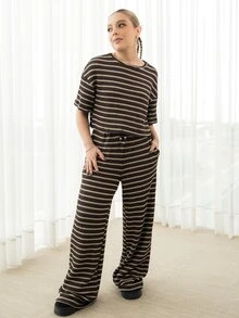Dania Mndz Shop 女士夏季新款纹理条纹宽松短袖T恤和裤子套装 - 棕色 - 查看 1