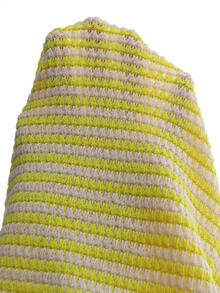 SHEIN Playful Pals 2件組女嬰可愛休閒日常春季刺繡花卉荷葉邊長袖上衣牛仔吊帶褲套裝 - 黃色 - 查看 7