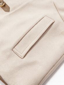 GlowEve CURVE Jaket Pendek Longgar Kerah Tegak Kancing Katak Warna Beige untuk Wanita Ukuran Plus, Model Terbaru Musim Gugur/Dingin - Aprikot - View 6
