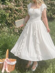 SHEIN MOD 大尺碼女款純色方領荷葉袖前綁帶百褶優雅束腰性感仙女風度假約會洋裝 白色夏季 - 白色 - 查看 5