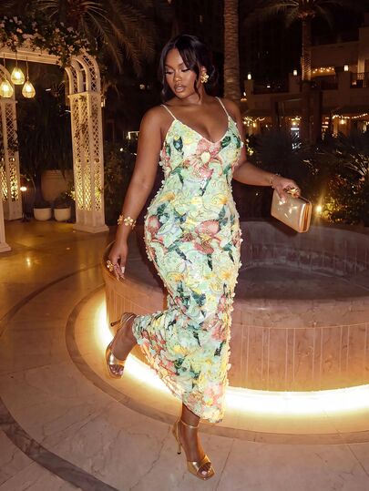 Firerie Plus Size Women's Sequin Embroidered Ball Gown, Spaghetti Strap Deep V-Neck Dress, Exquisite Backless Mermaid Tail Evening Gown, Ultra Long Ball Gown, Wedding Guest Dress, Spring Summer Autumn Winter Clothing, Elegant, Commute, Date, Party, Wedding Season, Graduation, Graduation Ball, Performance, Concert