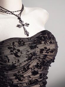 SHEIN ICON 大尺碼復古性感千禧風Y2K都市現代約會街頭時尚個性黑色網紗植絨膚色內裡抹胸洋裝冬季款 - 黑色 - 查看 7