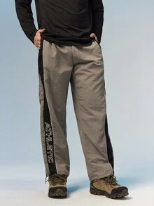 Caldwick 男士夏季快乾運動長褲，側邊對比條紋字母印花，街頭休閒長褲秋季款 - 灰色 - 查看 4