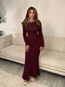 Modelyn Women's Elegant Rhinestone Decorated Mermaid Knit Dress, Autumn/Winter - Burgundy - View 4